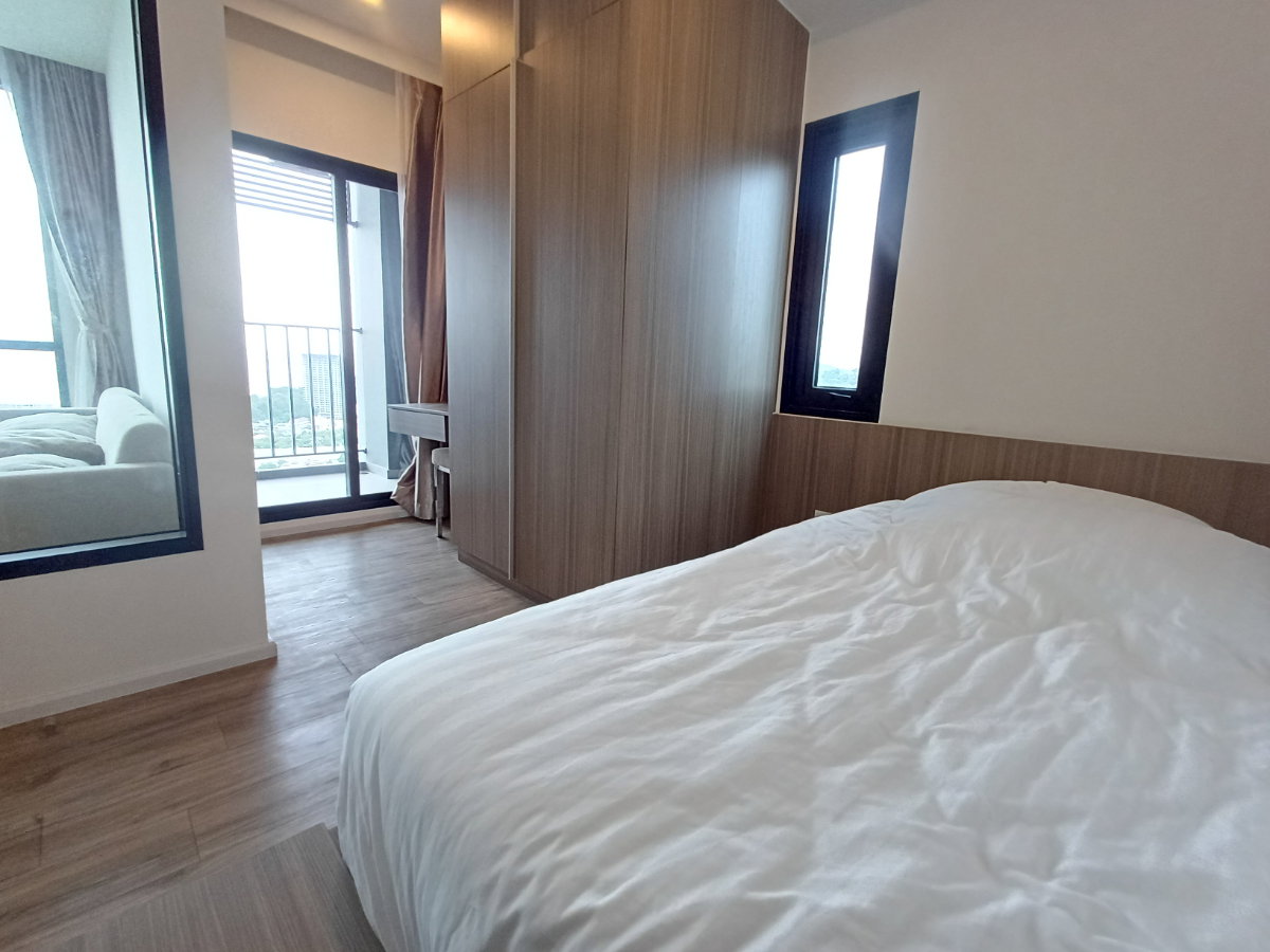 picture For rent KnightsBridge Sriracha 2 bedrooms 28th floor Corner unit Sea view Ready to move in - 4/48