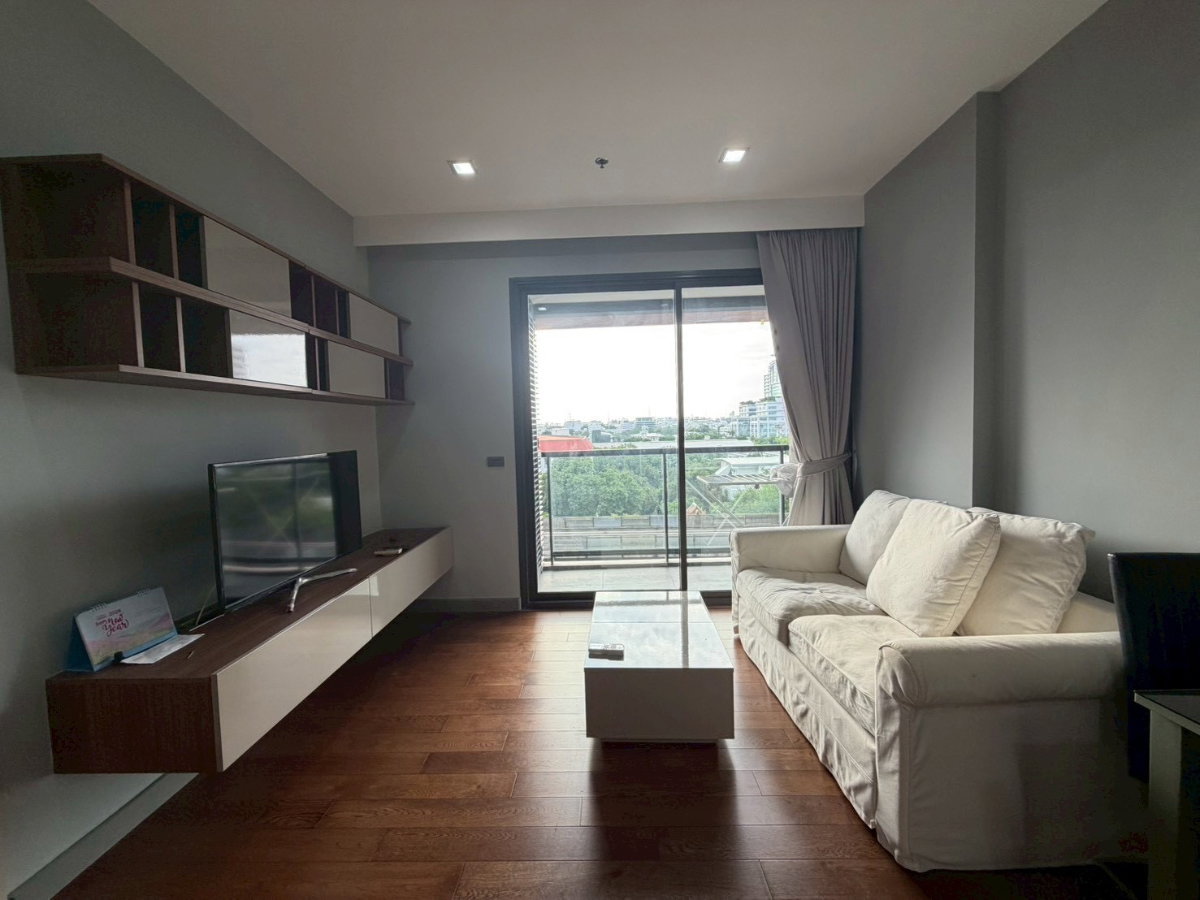 picture Condo for rent near Victory Monument BTS station - 10/27