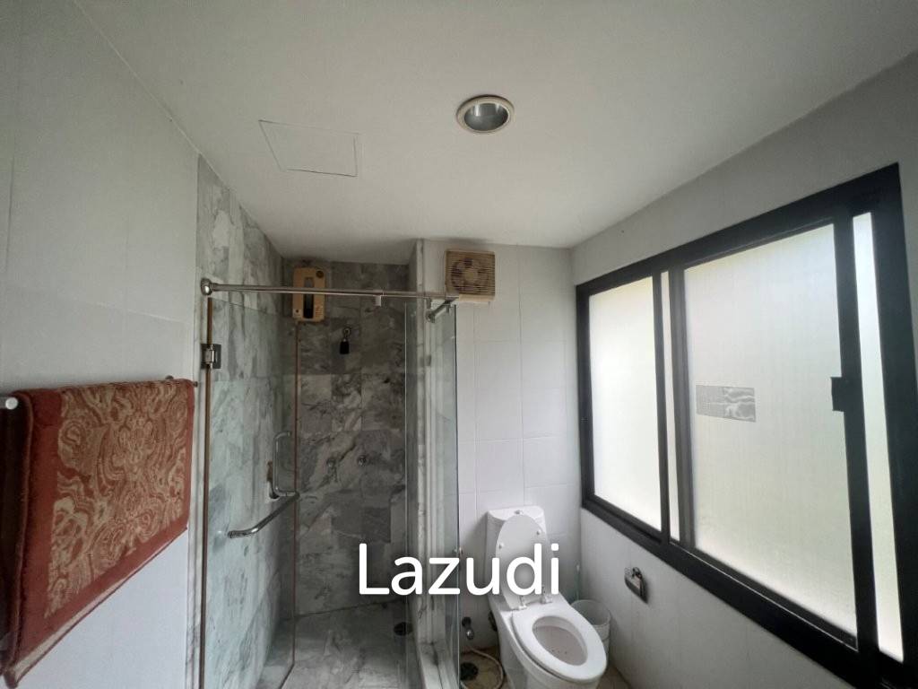 picture SANTI PURA : Great size 3 bed unit at great price - 18/25