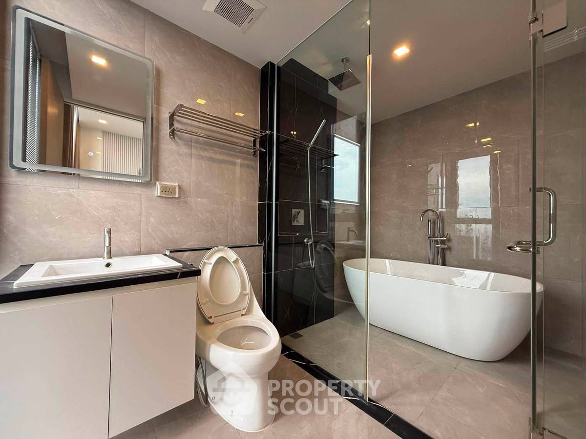 รูป คอนโด 4 ห้องนอน 200 ตร.ม. ชั้นสูง 59 ให้เช่า One 9 Five Asoke ใกล้ MRT พระราม 9 300 ม. (ID 3075287) - รูปที่ 7/16