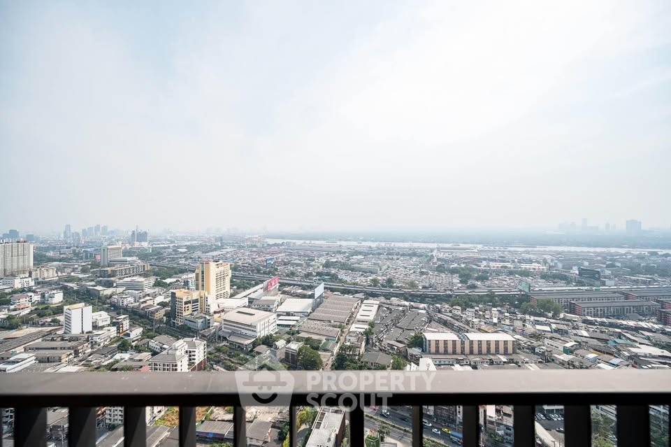 picture 2-BR Condo At Oka Haus Sukhumvit 36, 44th Floor Near BTS Thong Lor (ID 2857415) - 3/10