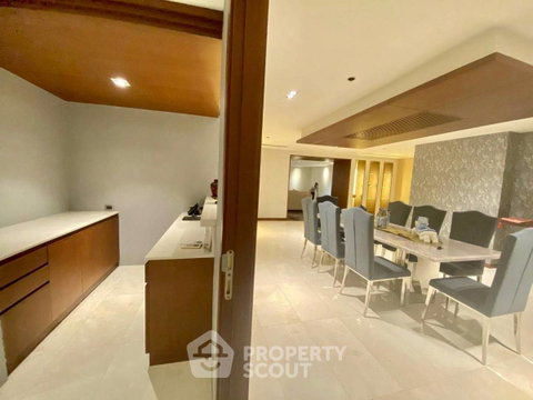 คอนโด 3 ห้องนอน 315 ตร.ม. คัลลิสตา แมนชั่น ชั้น 25 ใกล้ ARL มักกะสัน (ID 2335214)