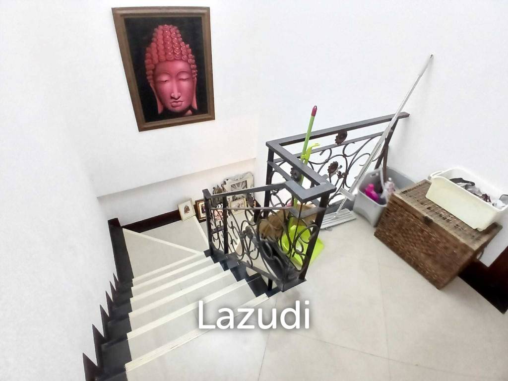 picture Spacious 2-Storey Townhouse for Sale at LK Villa - 15/35
