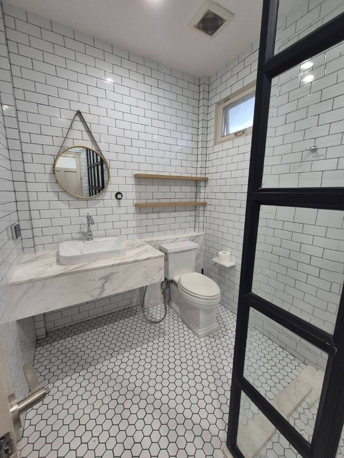 picture For rent house single 210sqw. 4bed 4 bath 150,000 per month please add line :paolin1 - 15/15