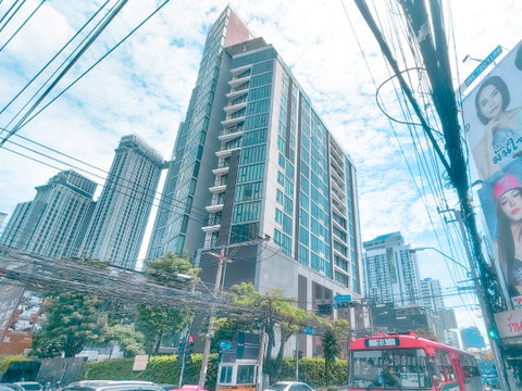 ✨ For Sale: The Alcove Thonglor 10 Condo ✨💰 Only 6,850,000 THB