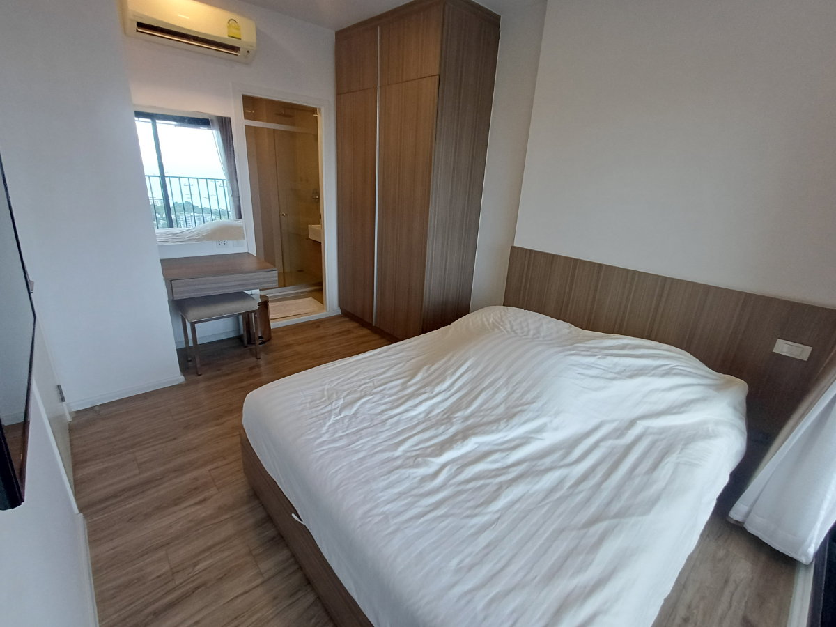 picture For rent KnightsBridge Sriracha 2 bedrooms 28th floor Corner unit Sea view Ready to move in - 15/48