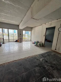 2 bed 2 bath for sale (bareshelf) 6572893