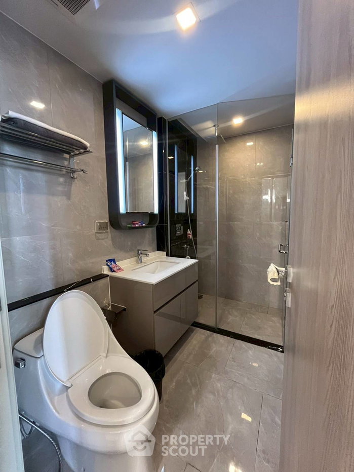 picture 33rd-Floor 1-BR 38 Sqm Condo At One 9 Five Asoke – Rama 9, 300m to MRT Phra Ram 9 (ID 3075329) - 9/14