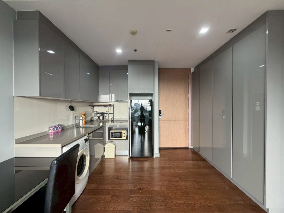 picture Condo for rent near Victory Monument BTS station - 5/27
