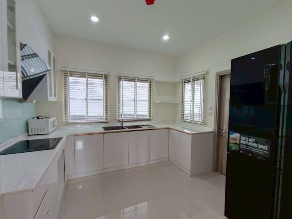 picture For Rent The Palm Bangna Wongwaen (corner unit) Unit 95/18 - 4/8