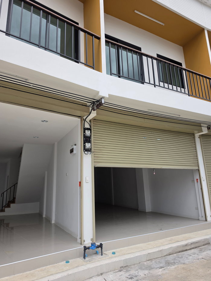 picture For Rent Commercial building 15,000 Bath - 4/16