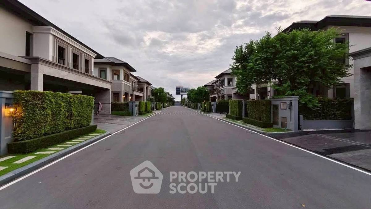 รูป บ้าน 3 ห้องนอน 447 ตร.ม. ให้เช่า แกรนด์บางกอก บูเลอวาร์ด แขวงคลองสามประเวศ ใกล้ลัดกระบัง (ID 3074939) - รูปที่ 12/12