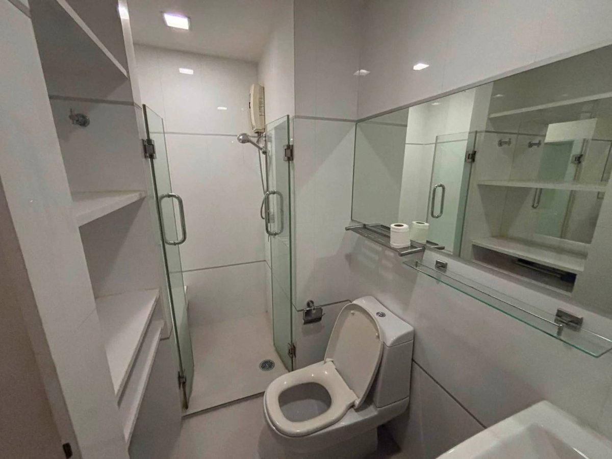 picture Thru Thonglor – Fully furnished unit, ready to move in. Prime Thonglor-Phetchaburi location near BTS Thonglor 🚆. - 4/4