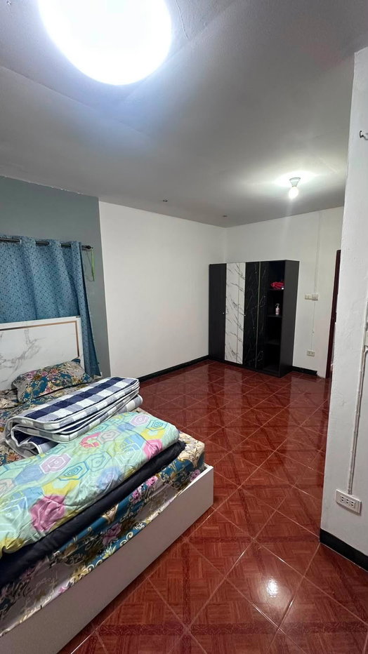 รูป 🏡 ทาวน์เฮาส์เป็นมิตรกับสัตว์เลี้ยง ใกล้ BTS ปุณณวิถี | 5 ห้องนอน 2 ห้องน้ำ | ฿37,000 - รูปที่ 16/19