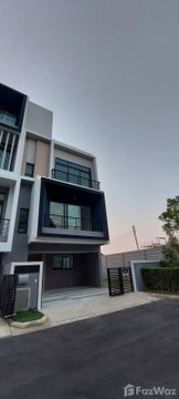 ขาย ทาวน์เฮ้าส์ 3 ห้องนอน ในโครงการ Baan Ninya Krungthep Kreetha 5348521