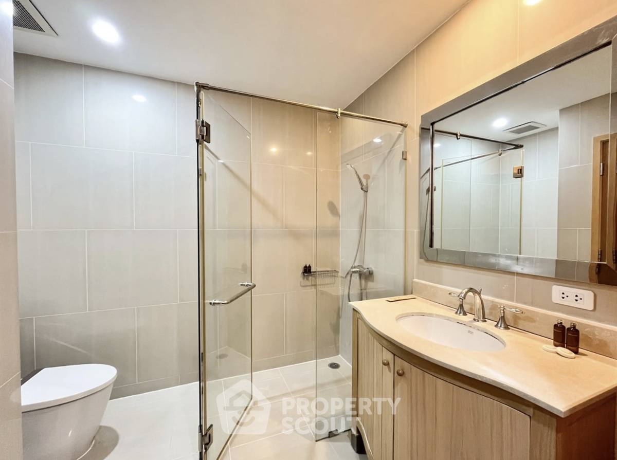 รูป คอนโด 2 ห้องนอน 110 ตร.ม. ให้เช่า ดิ เอ็มไพร์ เพลส ใกล้ BTS เซนต์หลุยส์ 400 ม. (ID 3075091) - รูปที่ 22/28