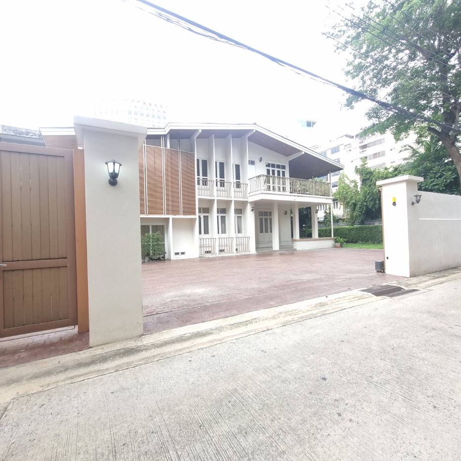 picture For rent house single 210sqw. 4bed 4 bath 150,000 per month please add line :paolin1 - 2/15