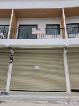 For Rent Commercial building 15,000 Bath