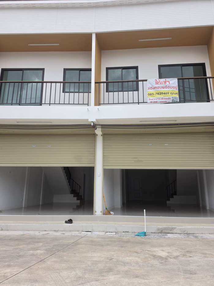 picture For Rent Commercial building 15,000 Bath - 2/16