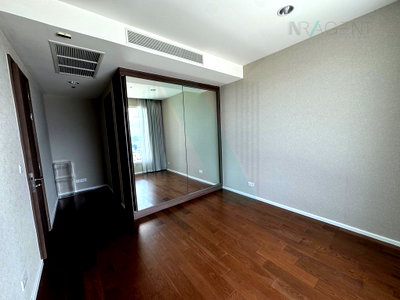 Condos for rent : 🎊 For Rent Condo MENAM RESIDENCES Building 1, Floor 22,2 bed room, Room size 99 sqm
