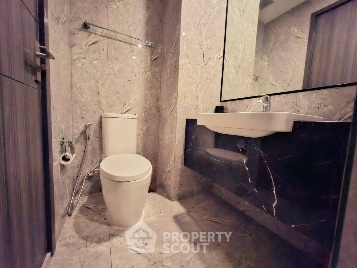 picture High-Floor 1-BR 37 Sqm Ashton Asoke near MRT Sukhumvit 70m (ID 985357) - 11/16
