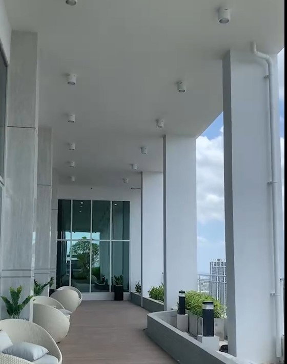 picture New ready-to – move Condominium near MRT Phasichareon station, opposite Seacon Bangkae - 9/20