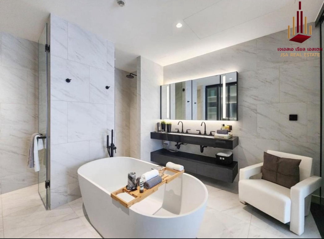 picture β¨ For Rent: Tait Sathorn 12 Condo β¨ π° Only 165,000 THB/month - 6/10