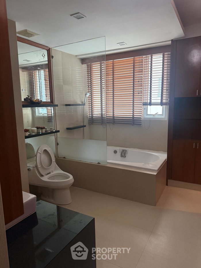 picture 2-BR Condo For Rent, Sukhumvit City Resort, BTS Nana (ID 3078553) - 15/35