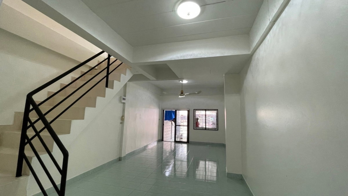 picture Urgent Sale! 2-Storey Townhouse in Chutima Phase 5 🔥 - 18/19