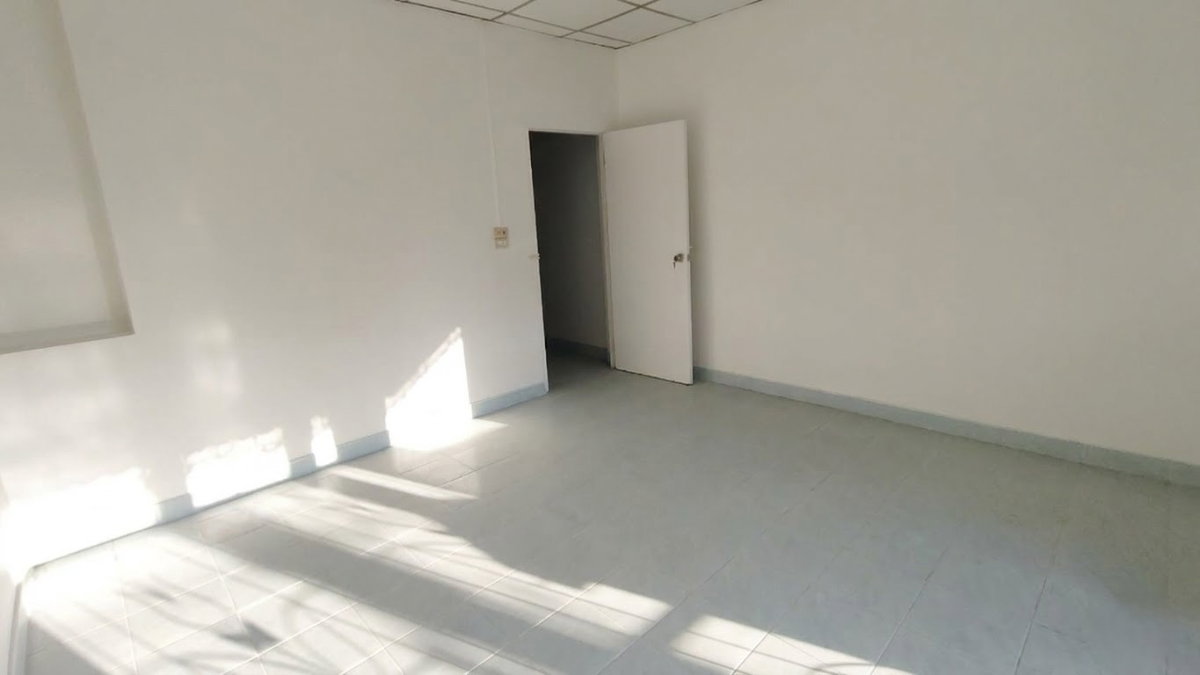 picture Urgent Sale! 2-Storey Townhouse in Chutima Phase 5 🔥 - 10/19