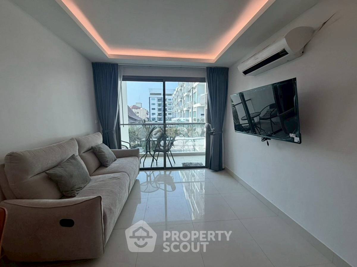 รูป ราคาน่าสนใจ 1 ห้องนอน 39 ตร.ม. คลับรอยัล คอนโดมิเนียม ใกล้ นาเกลือ (ID 3078351) - รูปที่ 1/9