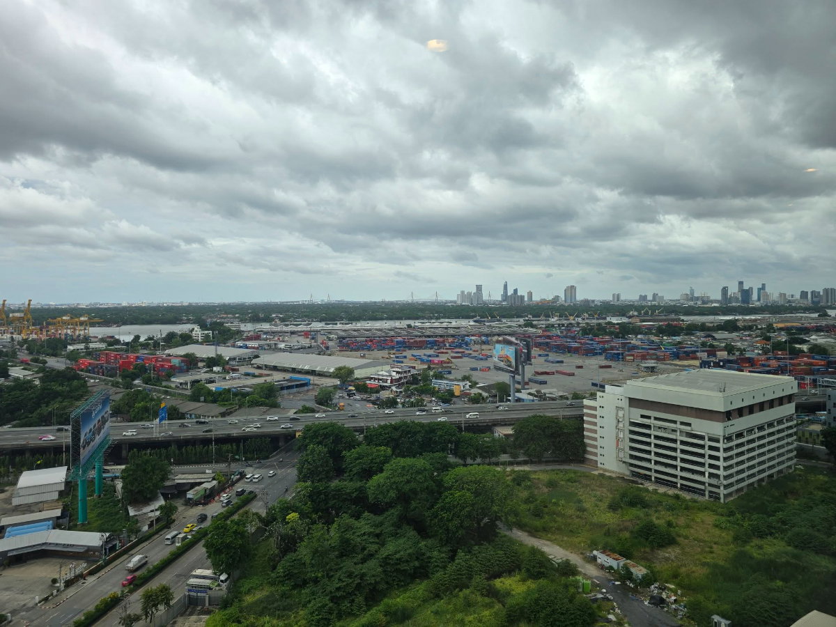 รูป Lumpini Place Rama 4 - Kluaynamthai ห้องสวย ราคาดี สอบถามเพิ่มเติมได้ที่ Line @condorental - รูปที่ 11/13