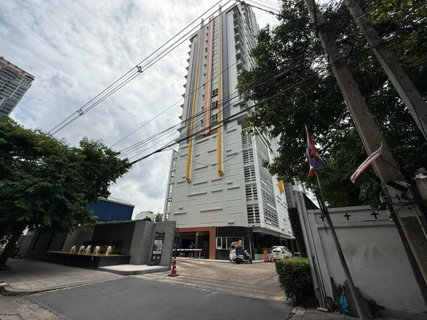ขายคอนโด  ไอวี สาทร BTS-ช่องนนทรี สีลม เขต บางรัก กรุงเทพ CX-115700 ✅ ทักไลน์ @connexproperty ตอบทันที ทีมงานมืออาชีพ ✅