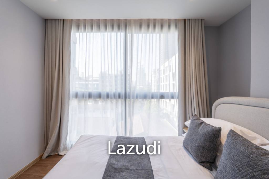 picture 125 sqm modern 2 bedroom condo on 5th floor in Khlong Toei Bangkok - 7/33