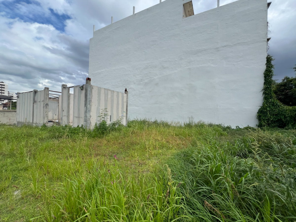 picture Land for sale, already filled and leveled, Soi Onnut 20, Sukhumvit 77. Beautiful plot, 159 sq.wa. - 17/20