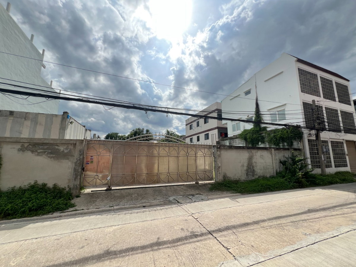picture Land for sale, already filled and leveled, Soi Onnut 20, Sukhumvit 77. Beautiful plot, 159 sq.wa. - 11/20