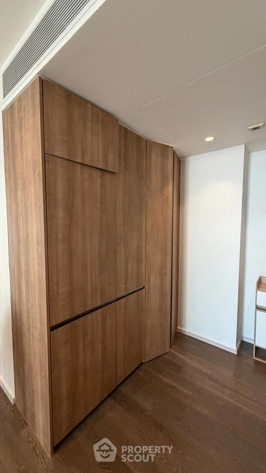 picture 2-BR Condo At Muniq Sukhumvit 23, MRT Sukhumvit 100m (ID 3078728) - 2/31