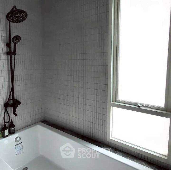 picture 2-BR 79 Sqm Condo At The Address Chidlom, 6th-Floor Near BTS Chit Lom (ID 3078410) - 6/7