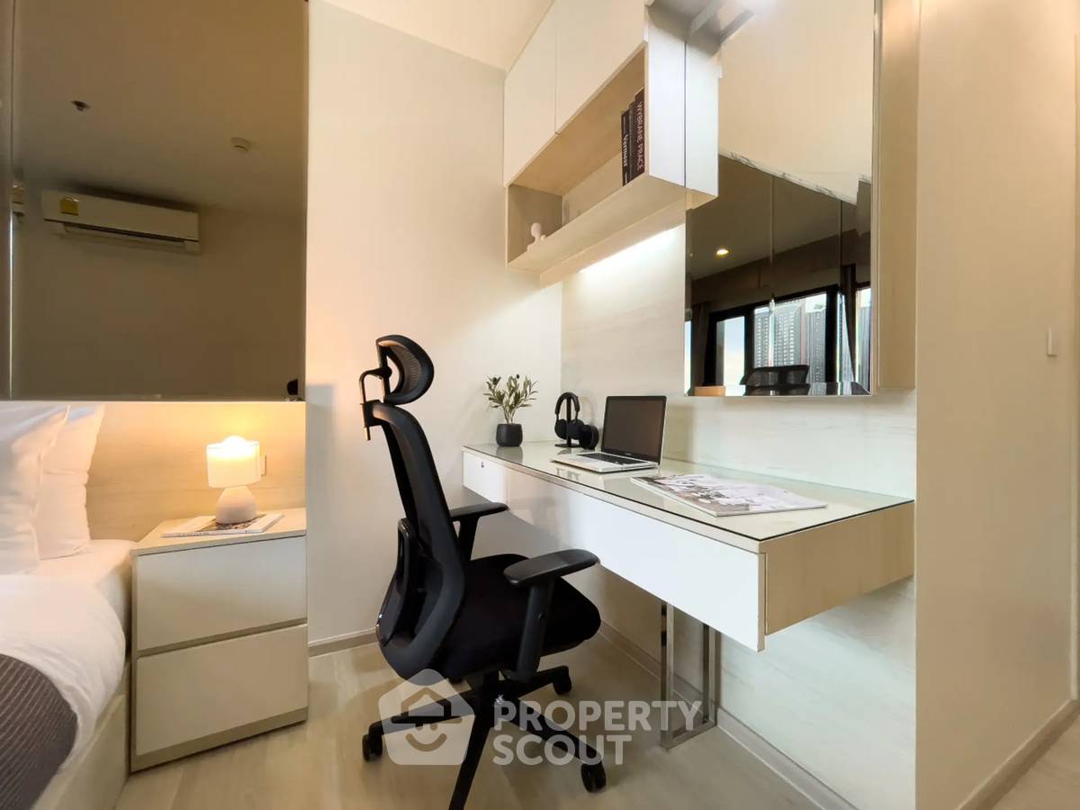 picture 2-BR Condo At Life Asoke, 60 Sqm, 300m To ARL Makkasan (ID 3078432) - 13/24