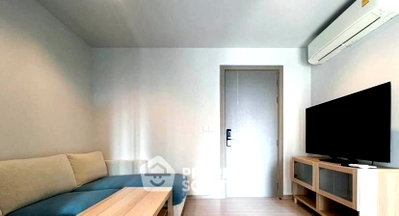 Condos for sale : 40th-Floor 1-BR Life Asoke - Rama 9 Near MRT Phra Ram 9 (ID 3074830)