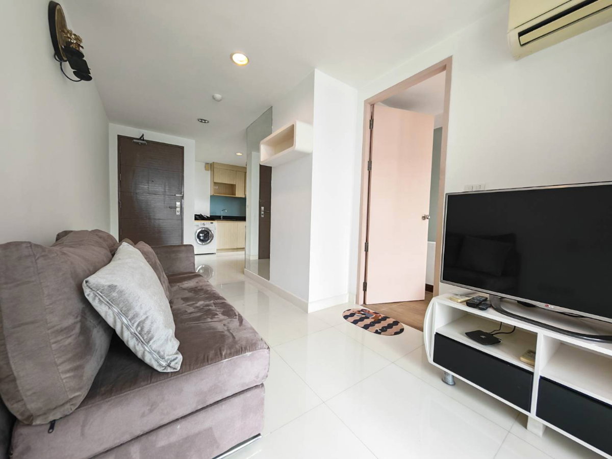รูป ให้เช่าคอนโด IDEO Blucove Sathorn ติด BTS วงเวียนใหญ่ ห้องมุม 1 ห้องนอน ขนาด 43 ตร.ม. พร้อมเข้าอยู่มีwalkin closet+อ่างอาบน้ำ 064-974-2441 - รูปที่ 2/10