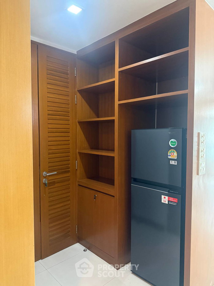 picture 2-BR Condo For Rent, Sukhumvit City Resort, BTS Nana (ID 3078553) - 9/35