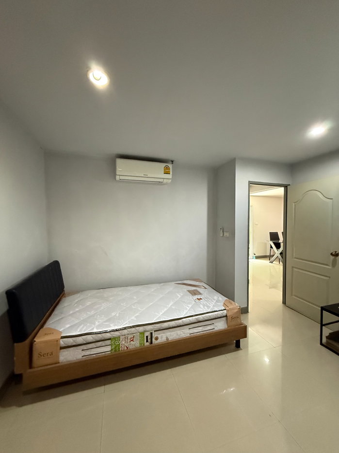 รูป ให้เช่าคอนโด Regent Home บางนา ตึก C ชั้น 5 ห้องหัวมุม ขนาด 64 ตร.ม. พร้อมอยู่ ใกล้ BTS บางนา - รูปที่ 10/13