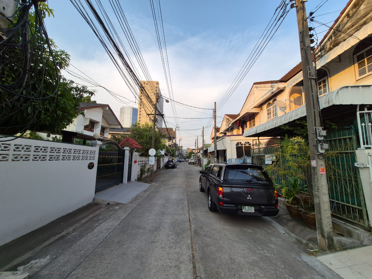 รูป บ้านรีโนเวทใหม่บางนา น่าอยู่มากๆใกล้ BTS บางนา - รูปที่ 5/13