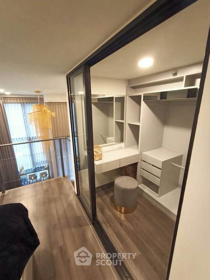 picture 1-BR 38 Sqm Condo At KnightsBridge Space Rama 9, MRT Phra Ram 9 300m (ID 3076463) - 10/14