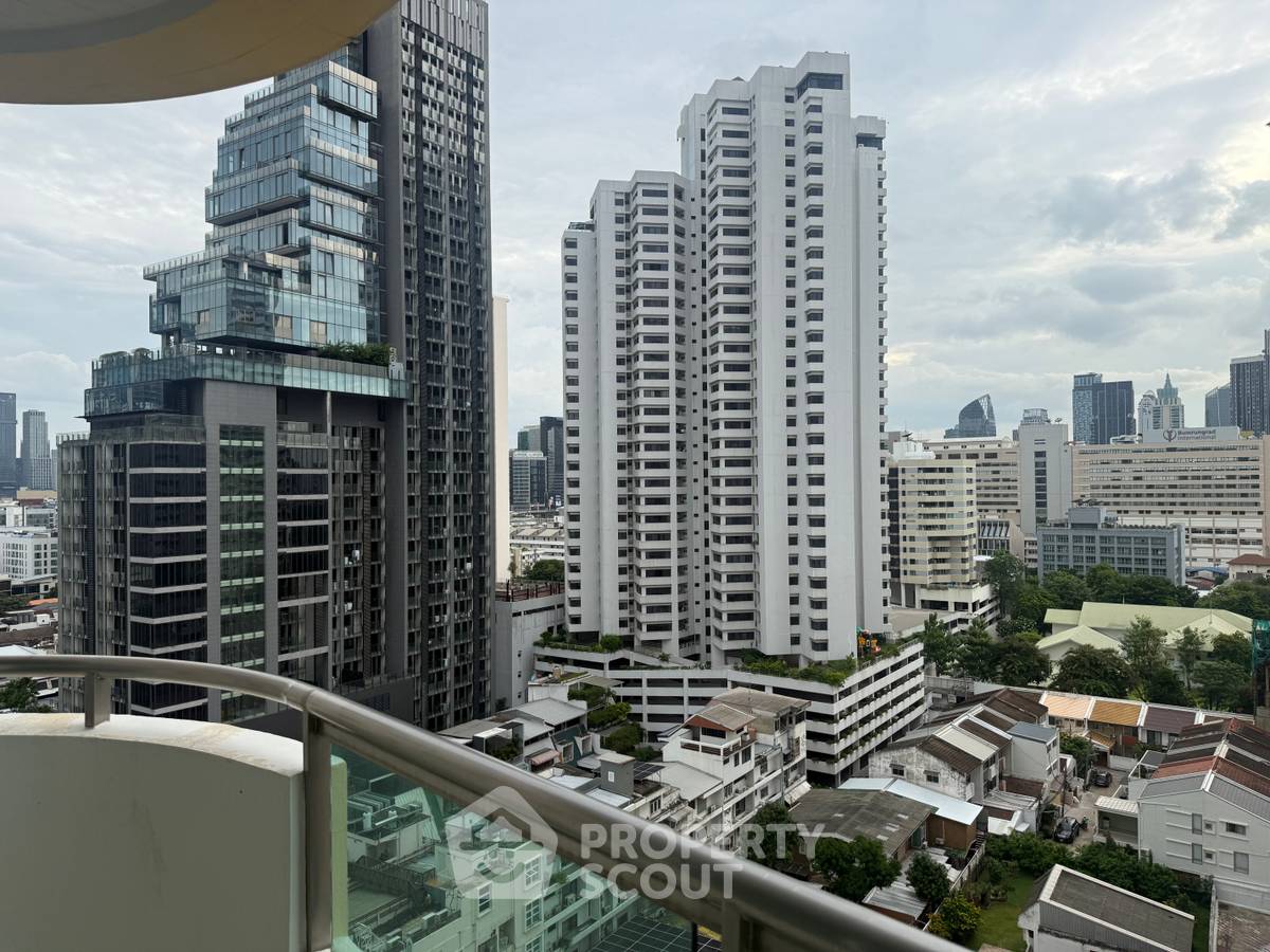 picture 2-BR Condo For Rent, Sukhumvit City Resort, BTS Nana (ID 3078553) - 21/35