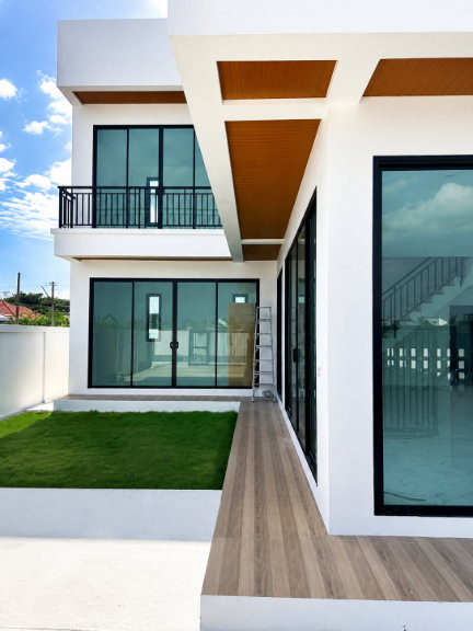 รูป บ้านเดี่ยวชะอำสร้างใหม่ สไตล์โมเดิร์น พร้อมเข้าอยู่ วิวภูเขา ใกล้ทะเล - รูปที่ 3/17