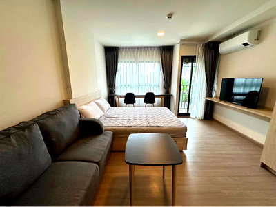 Condos for rent 62 BLOCS Market : Condo for rent at The Base Downtown.