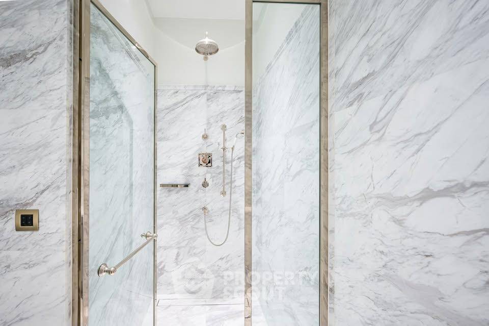 picture 2-BR Condo Pet-Friendly At 98 Wireless near BTS Phloen Chit (200m) (ID 2522276) - 13/19