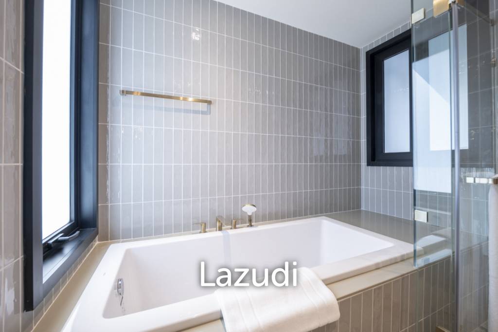 picture 88 sqm modern 2 bedroom condo on 5th floor at Via 34 Khlong Toei Bangkok - 17/19
